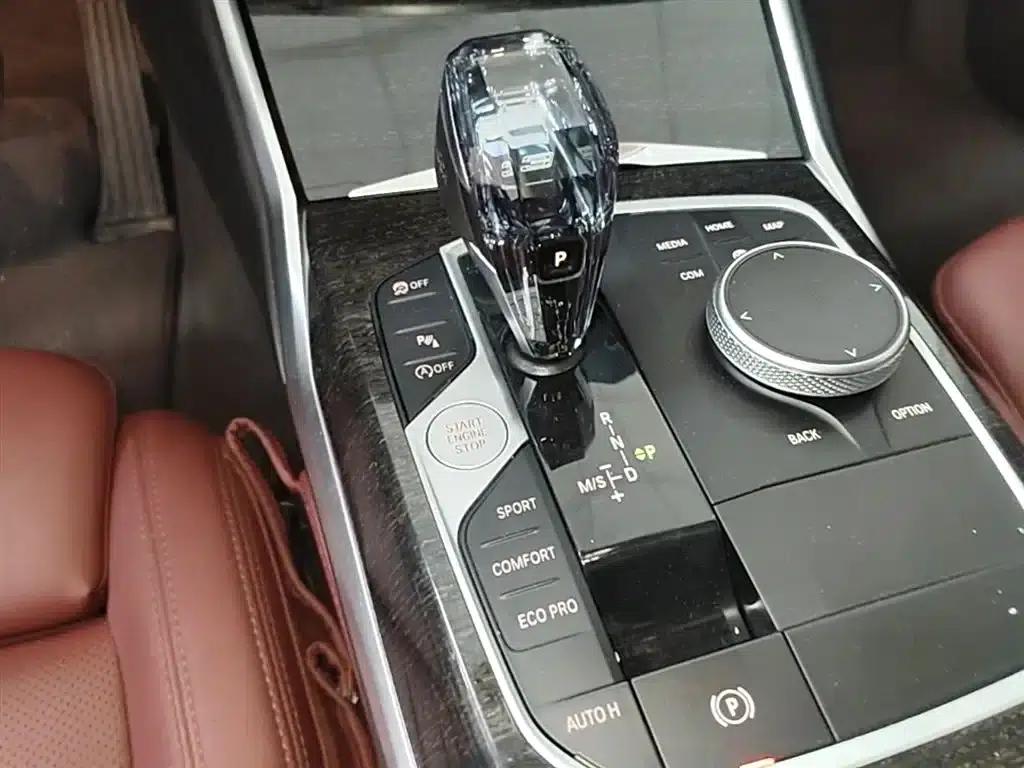 2022 BMW 3 Series 325Li M Sport Package — миниатюра 14