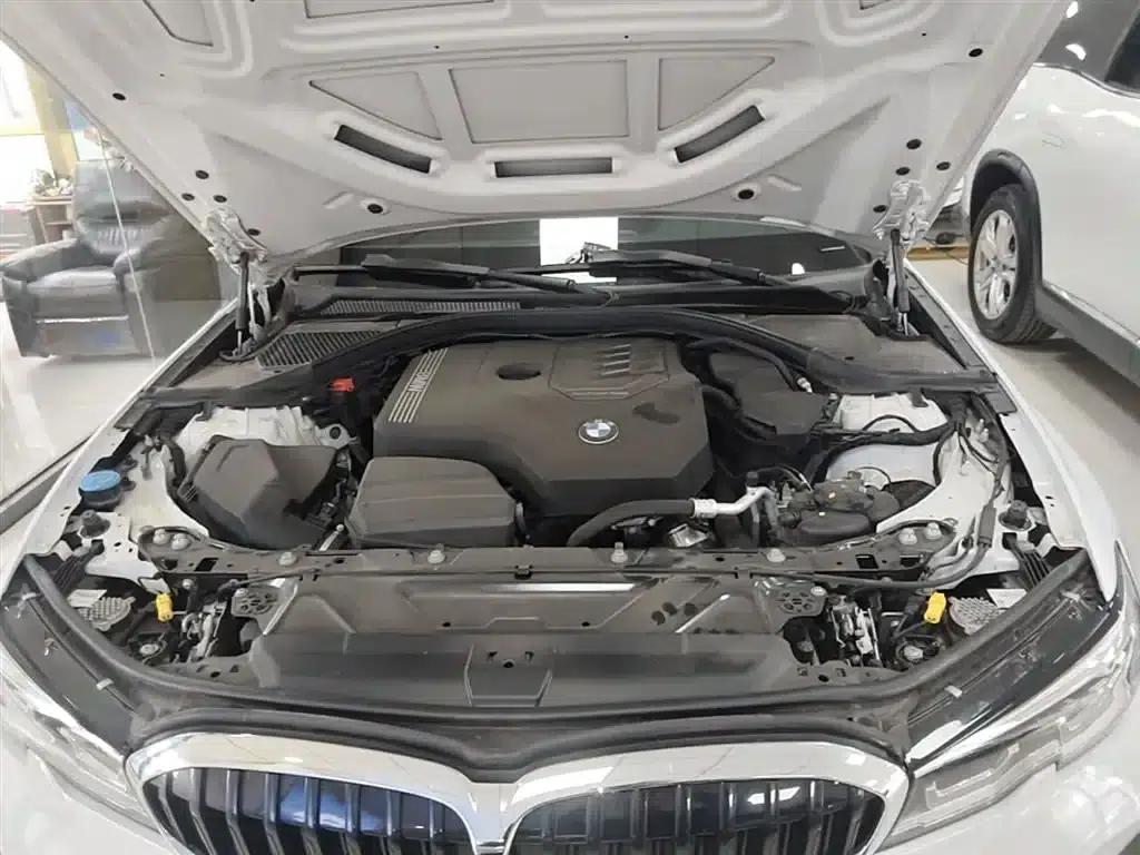 2022 BMW 3 Series 325Li M Sport Package — миниатюра 20