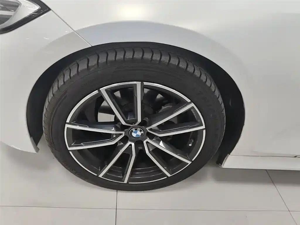 2022 BMW 3 Series 325Li M Sport Package — миниатюра 23