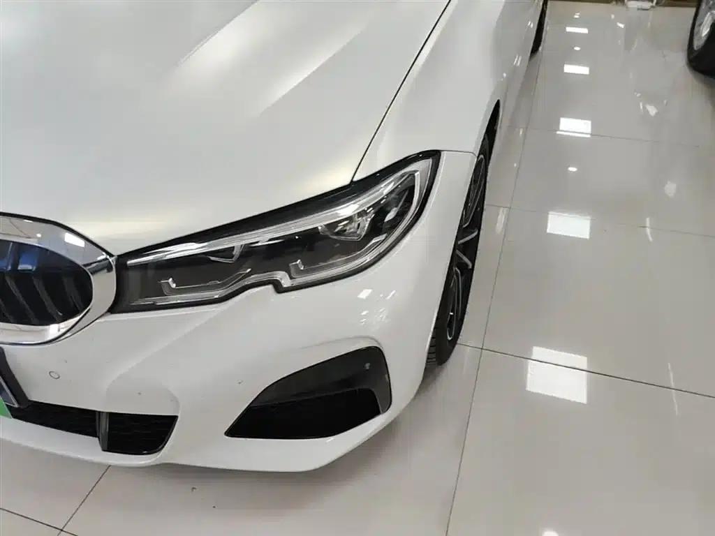 2022 BMW 3 Series 325Li M Sport Package — миниатюра 24