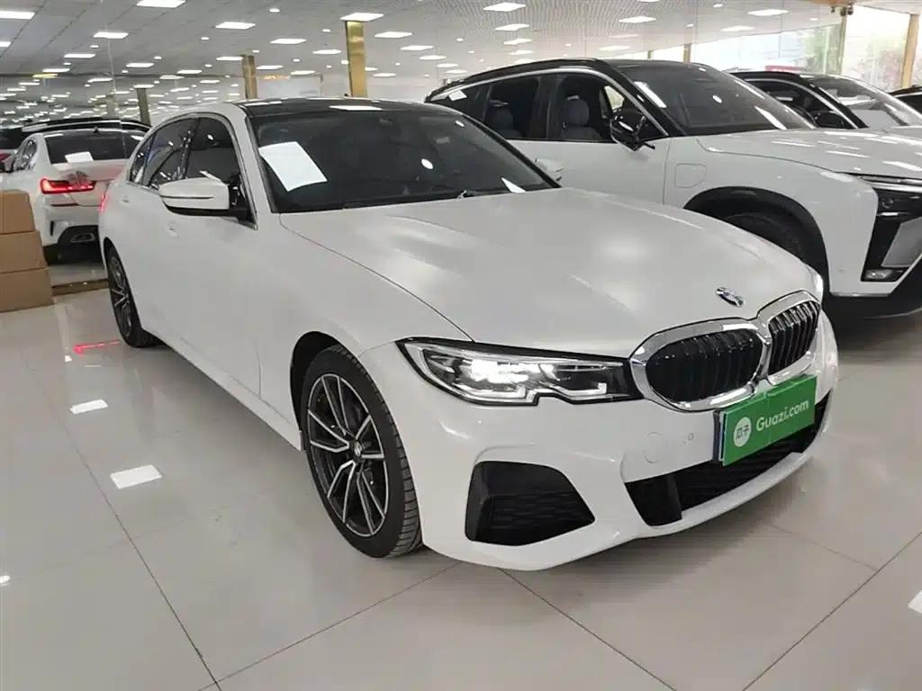 2022 BMW 3 Series 325Li M Sport Package — миниатюра 4
