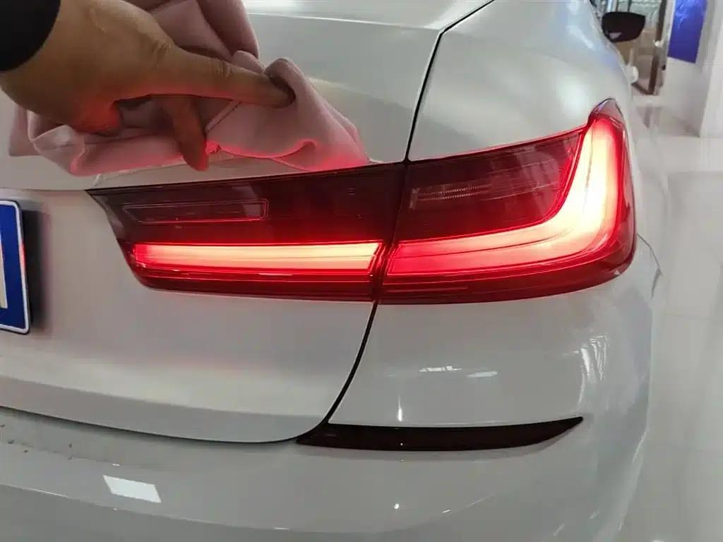 2022 BMW 3 Series 325Li M Sport Package — миниатюра 8