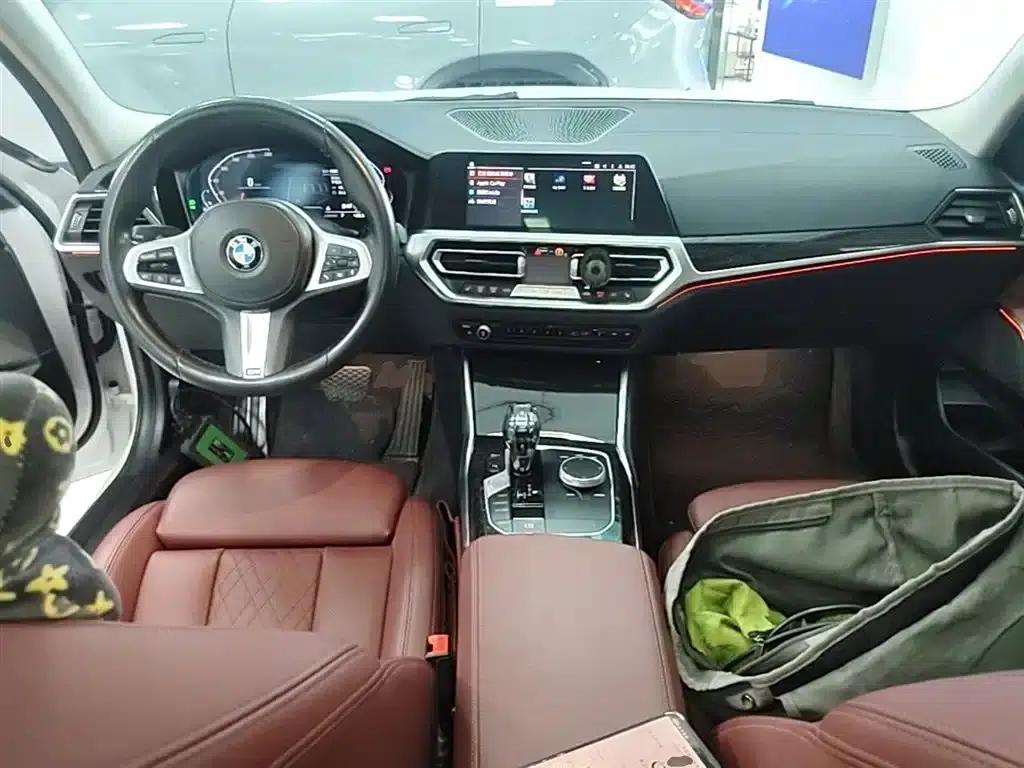 2022 BMW 3 Series 325Li M Sport Package — миниатюра 10