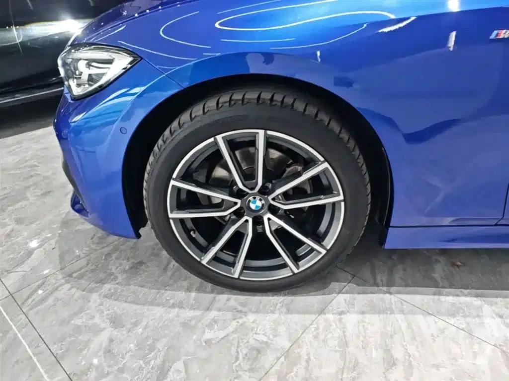 2020 BMW 3 Series 325i M Sport Package — миниатюра 23