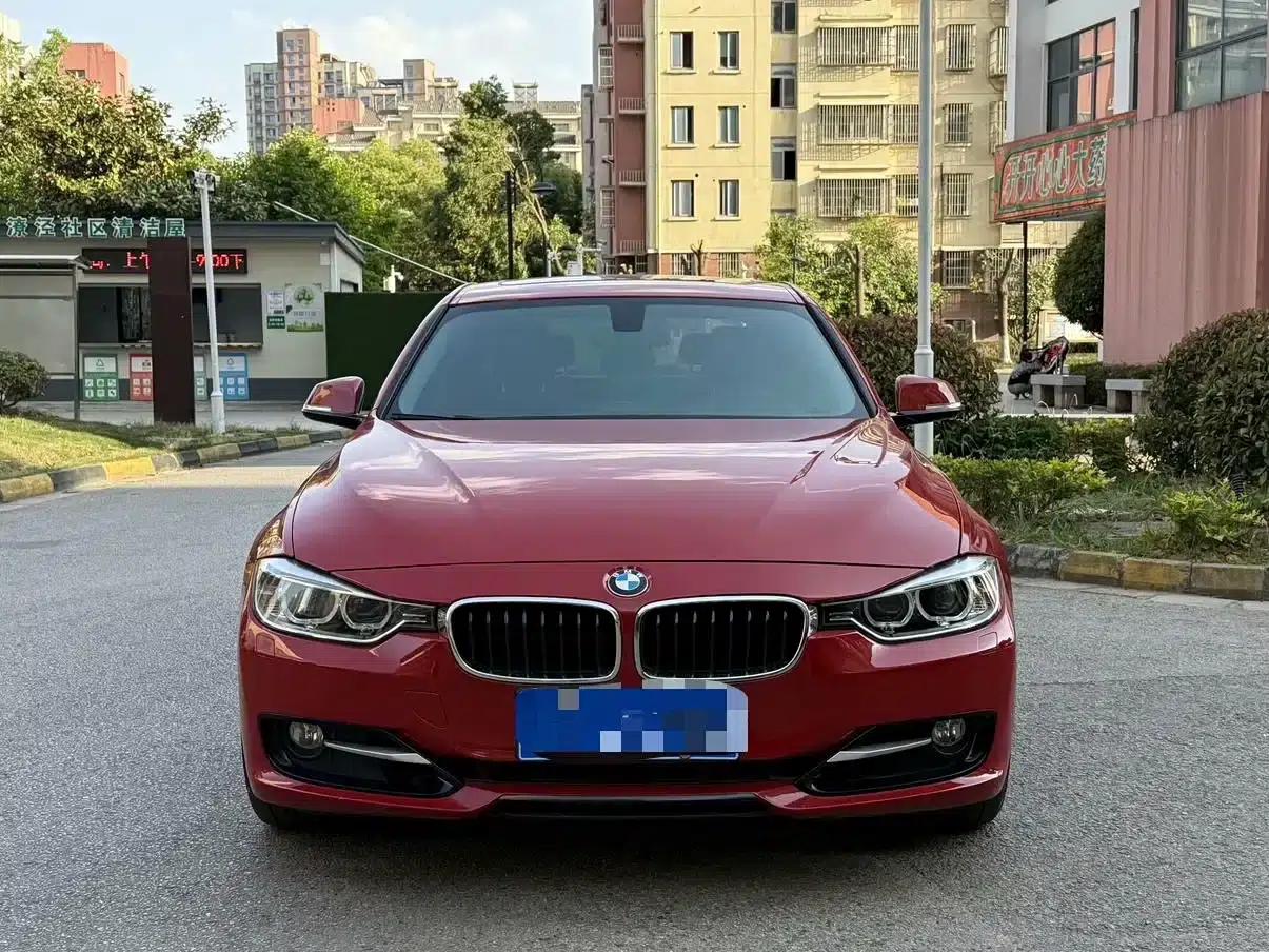 2013 BMW 3 Series (Imported) Facelift 320i Sport Design Package — миниатюра 2
