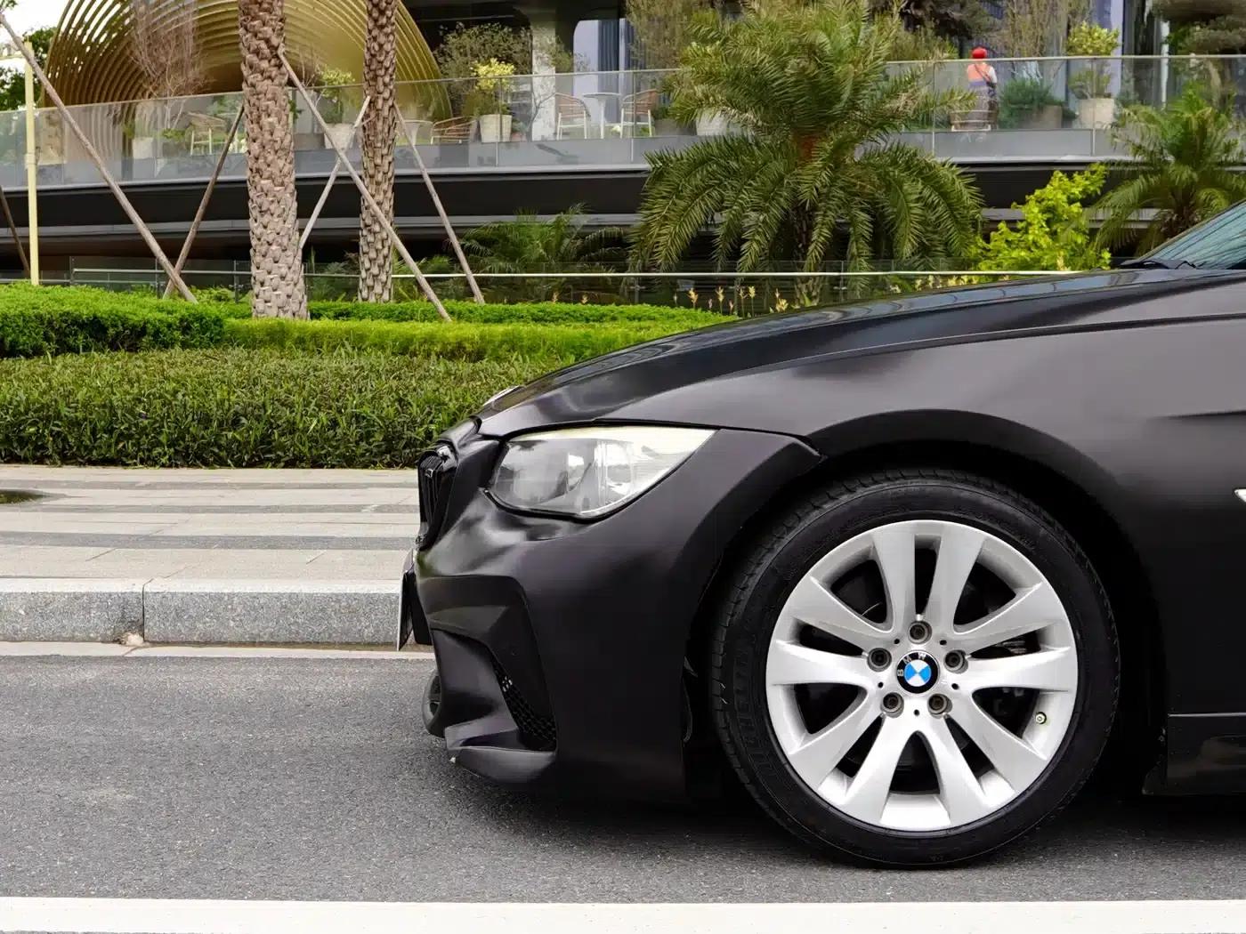 2011 BMW 3 Series 330i Coupe (Imported) — миниатюра 16