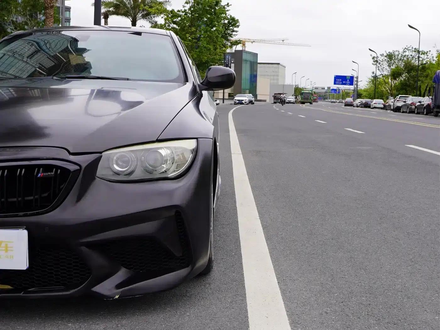2011 BMW 3 Series 330i Coupe (Imported) — миниатюра 18