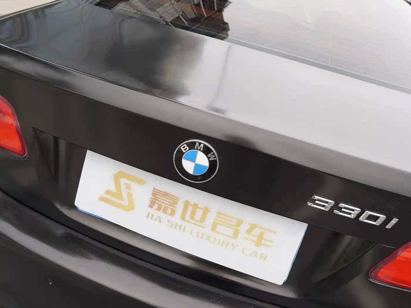 2011 BMW 3 Series 330i Coupe (Imported) — миниатюра 25