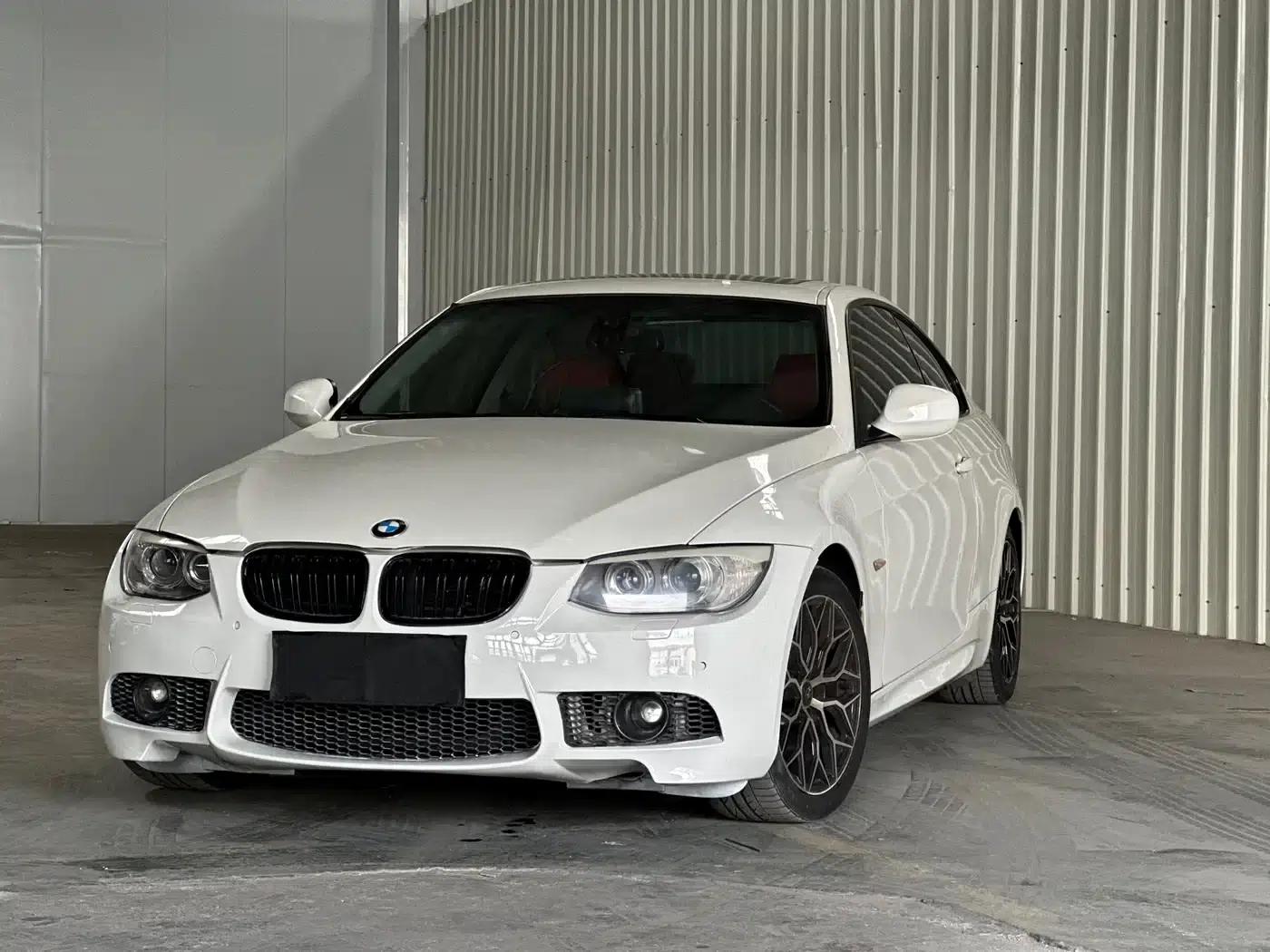 2011 BMW 3 Series 320i Coupe (Imported) — миниатюра 2
