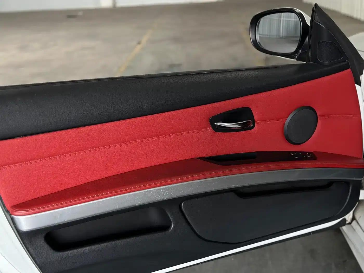 2011 BMW 3 Series 320i Coupe (Imported) — миниатюра 9