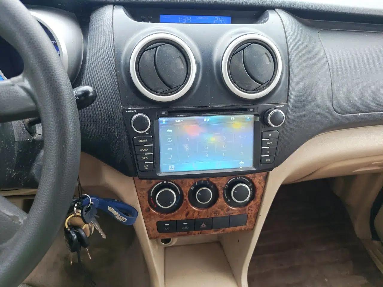 CHANGAN KAICHENG Ounuo S 2012 1.3L Base Version — миниатюра 14