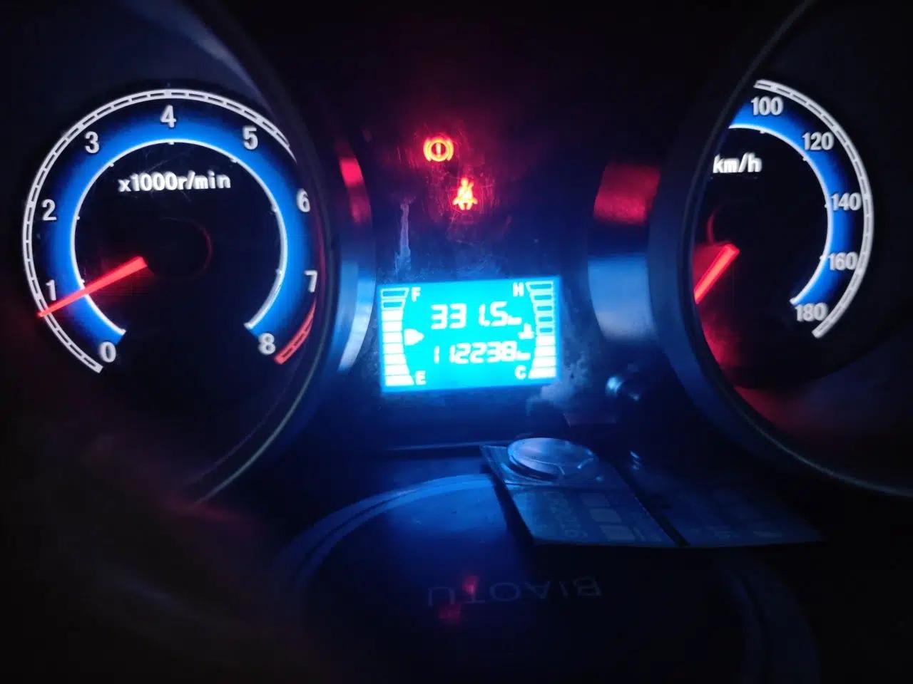 CHANGAN KAICHENG Ruixing M80 2014 1.5L Comfort Model 4G15S — миниатюра 13