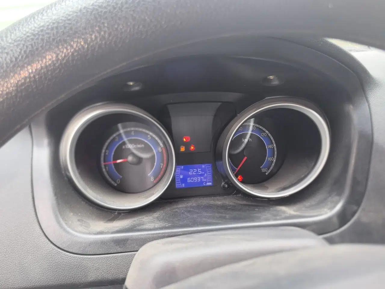 CHANGAN KAICHENG Ruixing M60 2020 1.5L Standard Version China VI Van with 5 Seats Equipped with DAM15KR — миниатюра 12