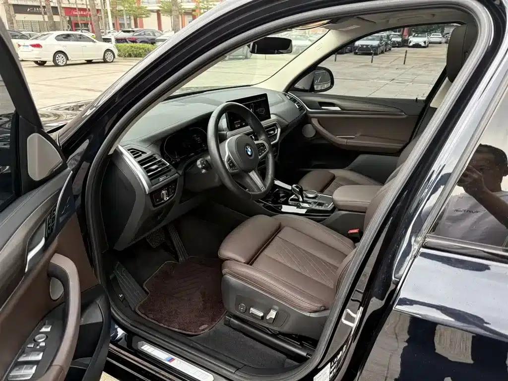 BMW X3 2022 xDrive30i Leading Edition M Sport Package — миниатюра 6