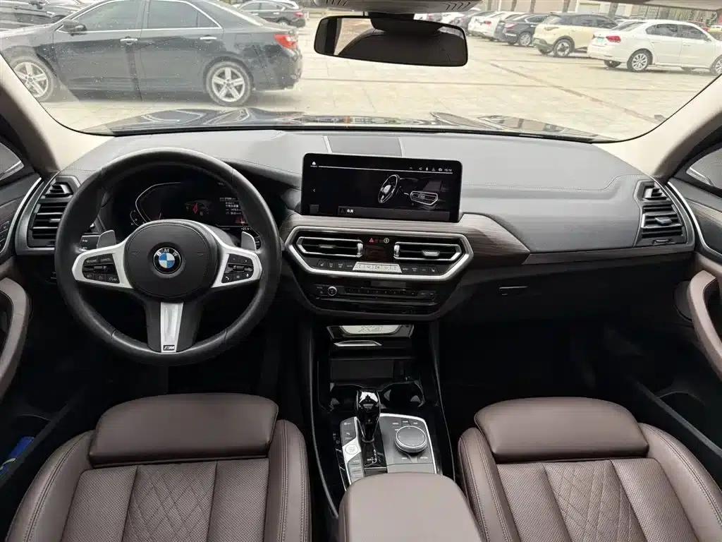 BMW X3 2022 xDrive30i Leading Edition M Sport Package — миниатюра 8
