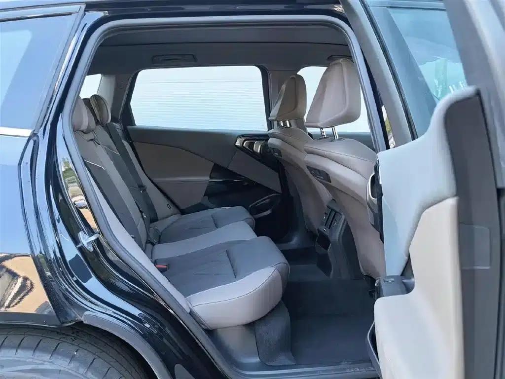 BMW X3 2025 xDrive30L Leading Edition M Sport Shadow Edition — миниатюра 14