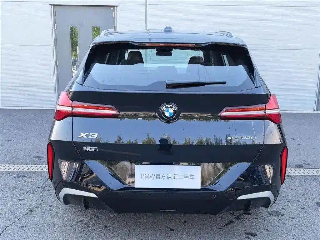 BMW X3 2025 xDrive30L Leading Edition M Sport Shadow Edition — миниатюра 3
