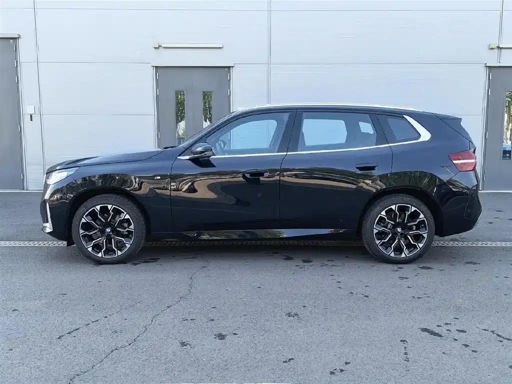 BMW X3 2025 xDrive30L Leading Edition M Sport Shadow Edition — миниатюра 5