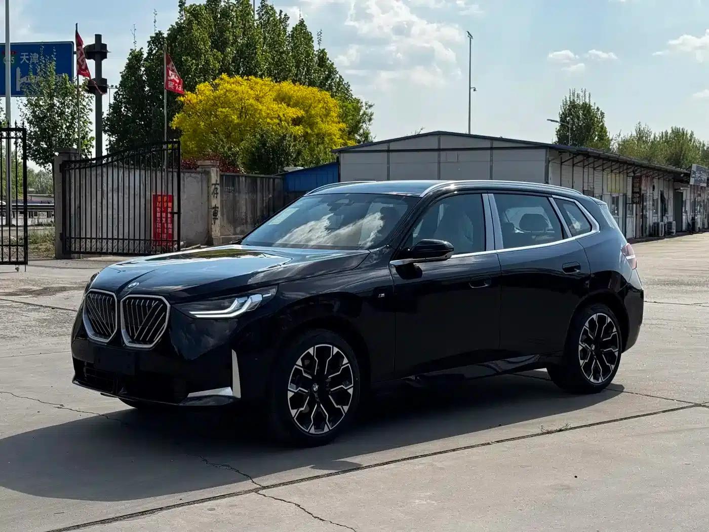 BMW X3 2025 xDrive30L Leading Edition M Sport Package — миниатюра 1