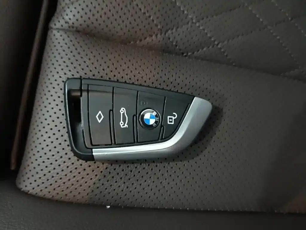BMW X3 2023 xDrive30i Leading Edition M Sport Package — миниатюра 9