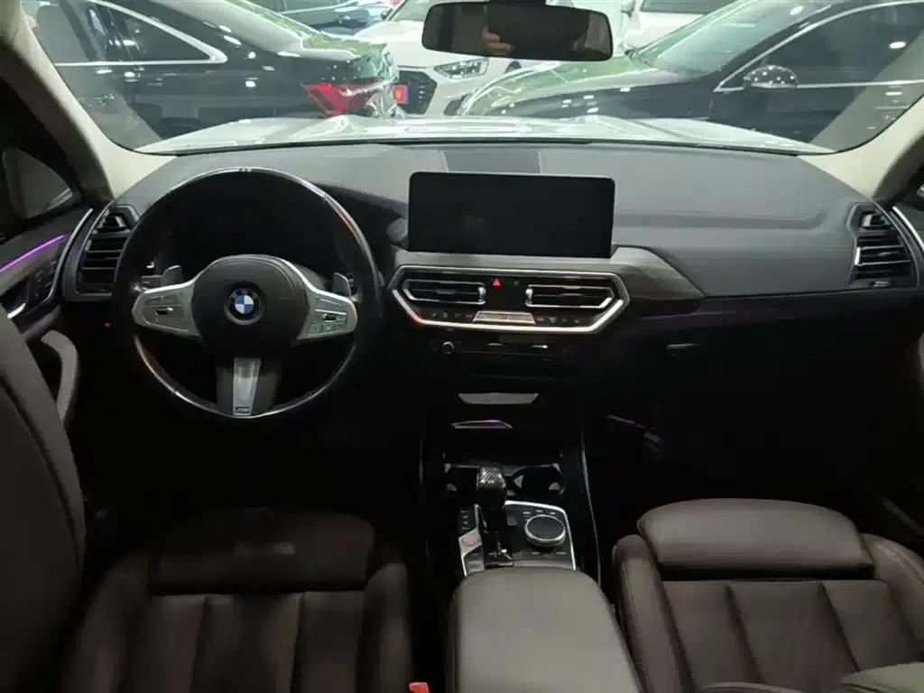BMW X3 2023 xDrive30i Leading Edition M Sport Package — миниатюра 10