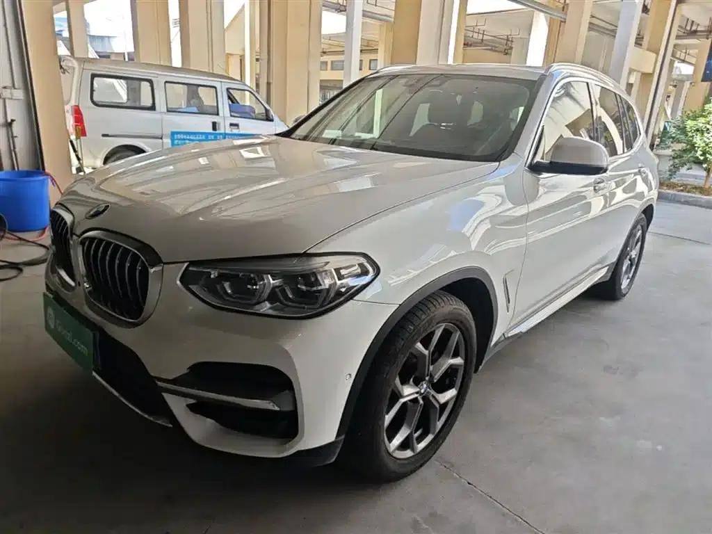 BMW X3 2021 xDrive28i Luxury Package — миниатюра 1