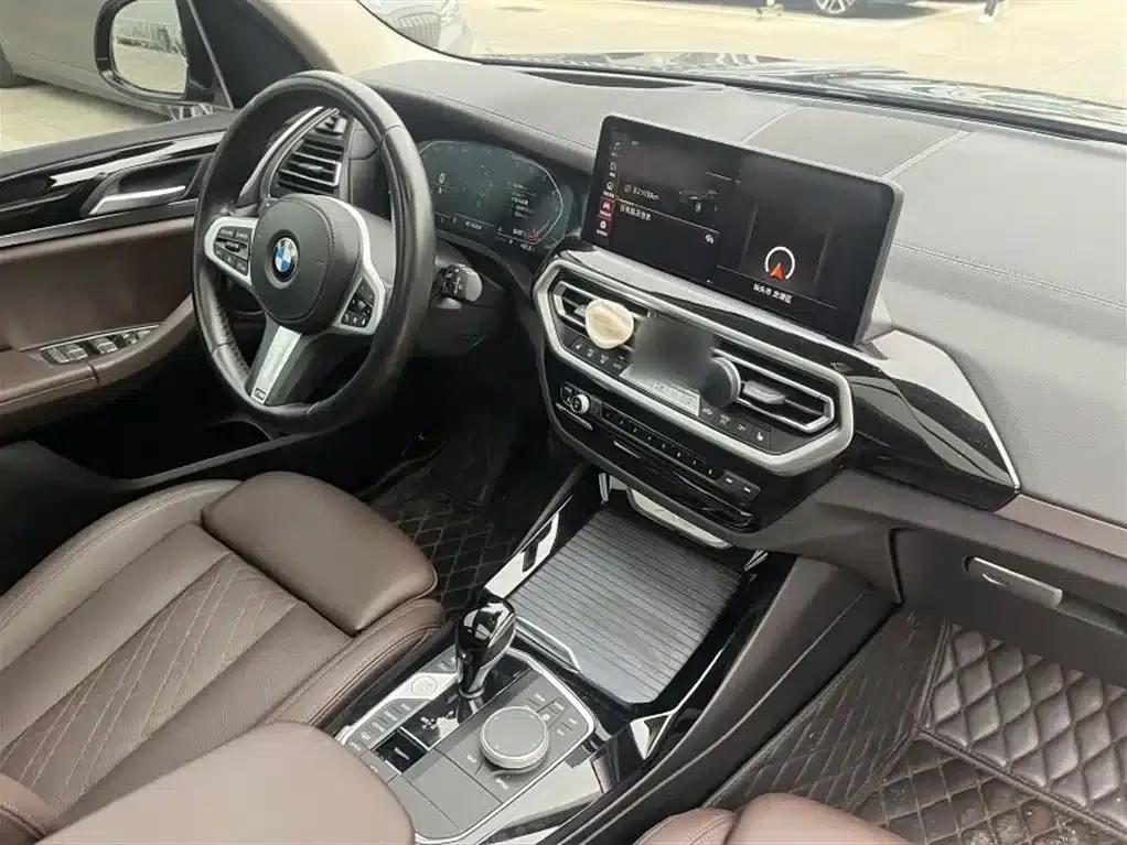 2022 BMW X3 xDrive25i M Sport Package — миниатюра 11