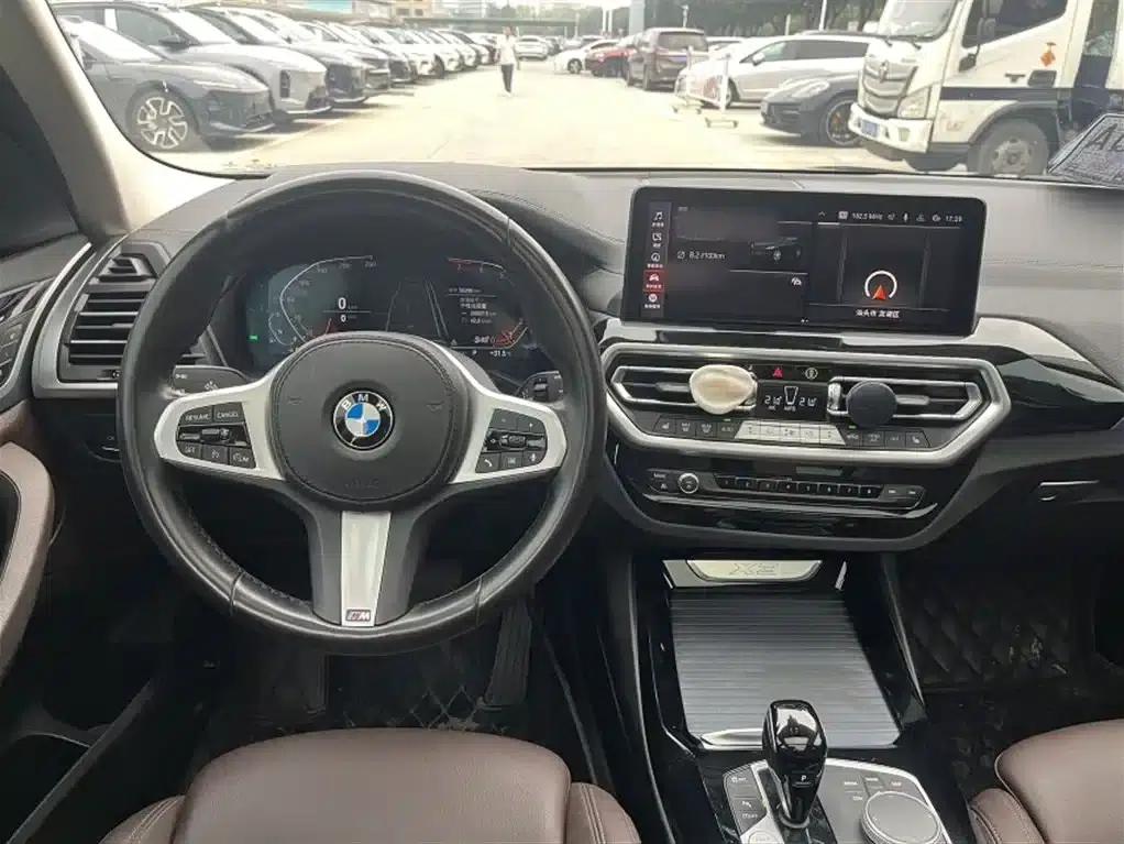 2022 BMW X3 xDrive25i M Sport Package — миниатюра 12