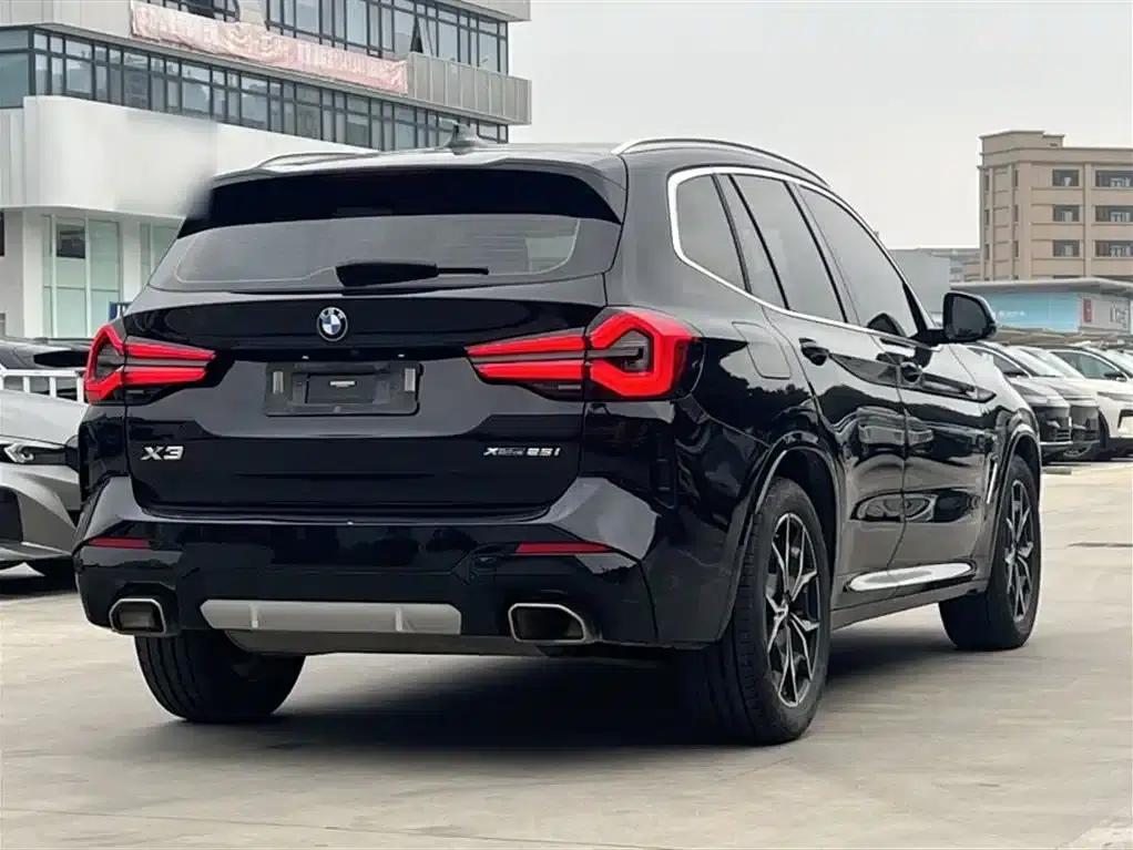 2022 BMW X3 xDrive25i M Sport Package — миниатюра 4