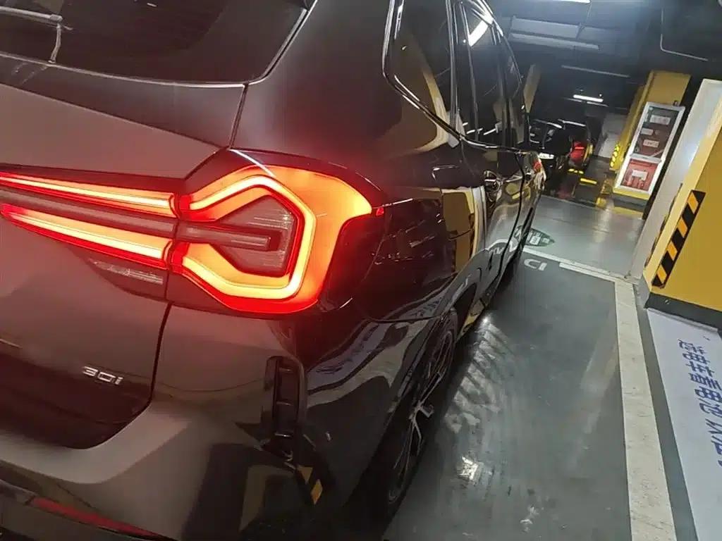 BMW X3 2022 xDrive30i Leading Edition M Sport Package — миниатюра 8