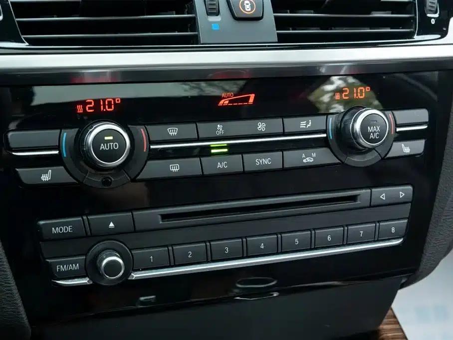 2014 BMW X3 Imported xDrive28i X Design Package — миниатюра 27