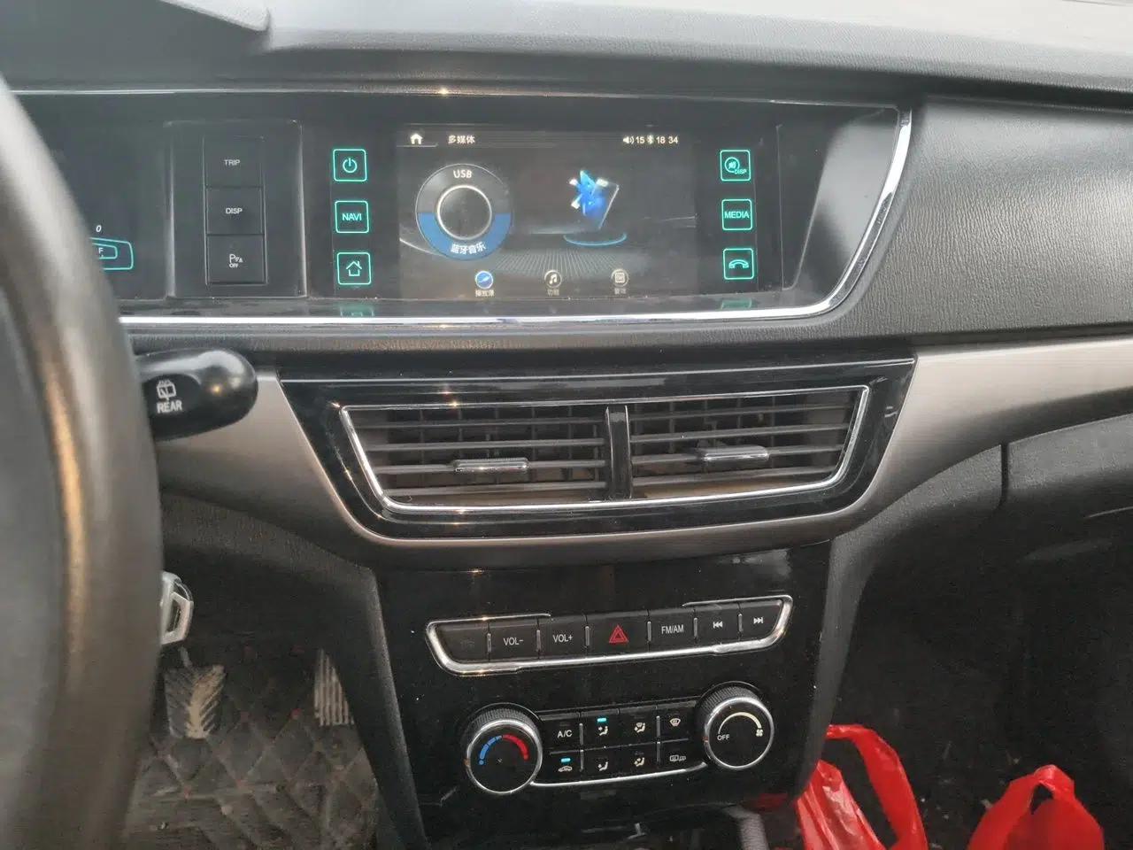CHANGAN KAICHENG Oushang A600 2016 1.5L Manual Luxury 7-Seater — миниатюра 14