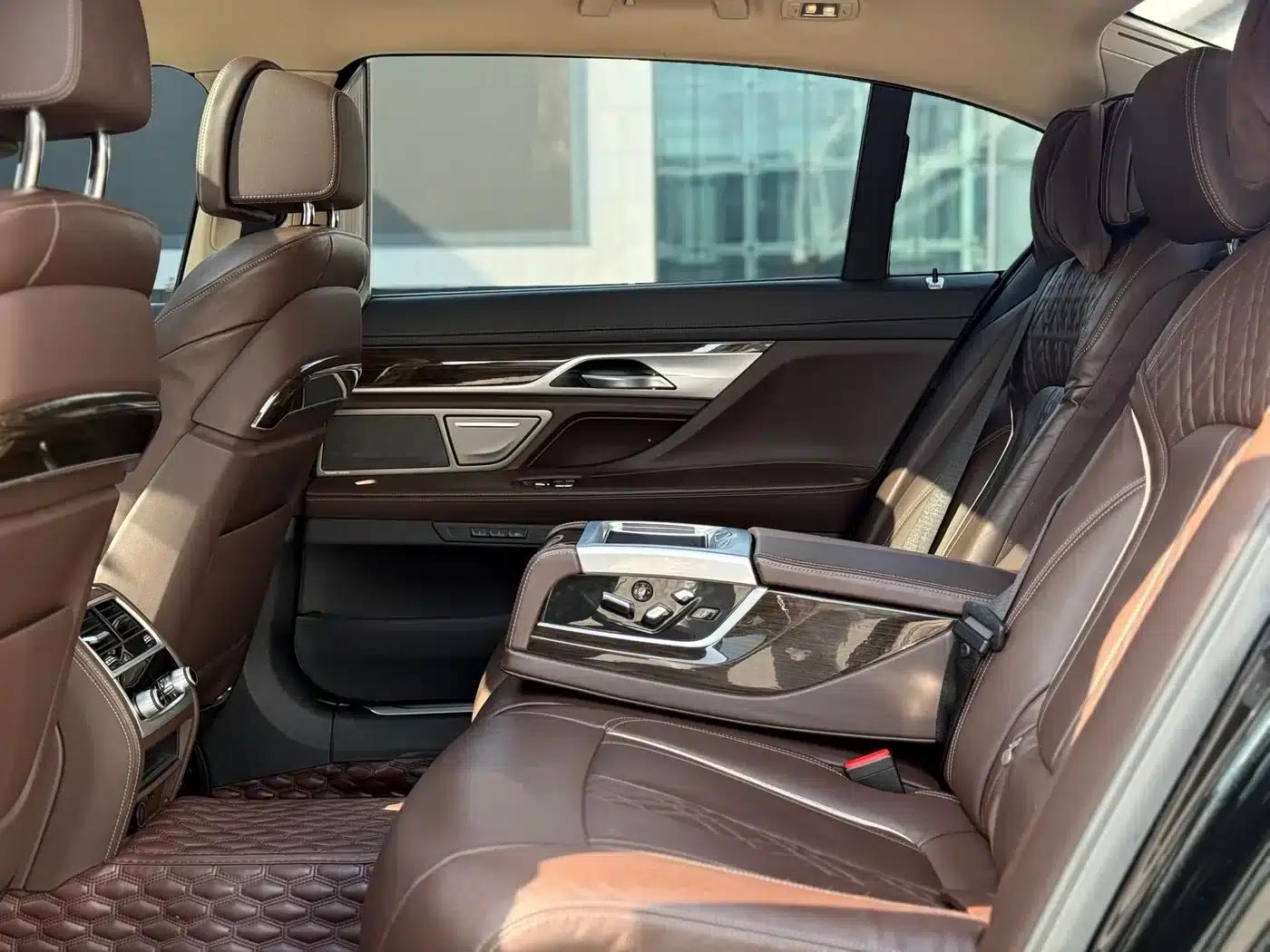 2019 BMW 7 Series Facelift 730Li Luxury Package — миниатюра 4