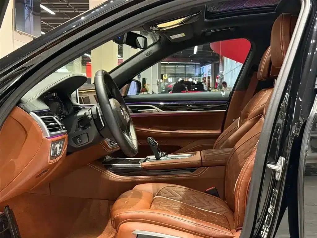 2019 BMW 7 Series Facelift M760Li xDrive V12 Sport Package — миниатюра 11