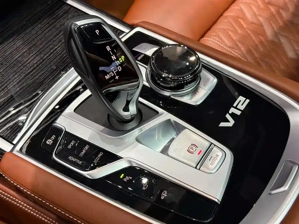 2019 BMW 7 Series Facelift M760Li xDrive V12 Sport Package — миниатюра 14