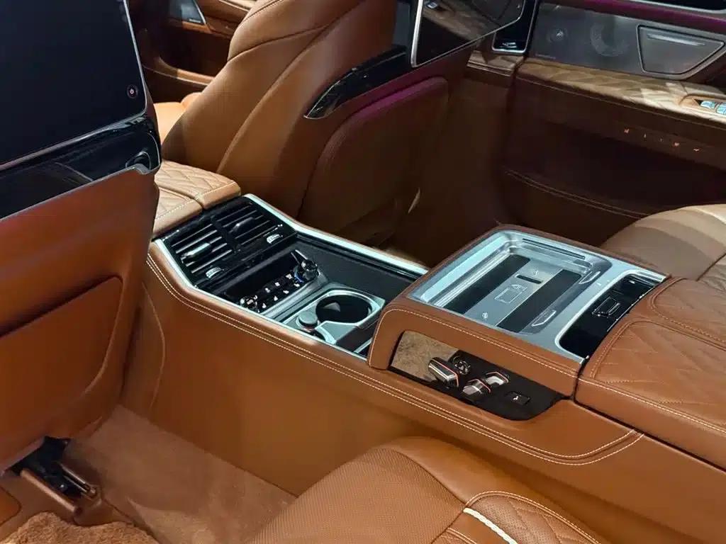 2019 BMW 7 Series Facelift M760Li xDrive V12 Sport Package — миниатюра 24