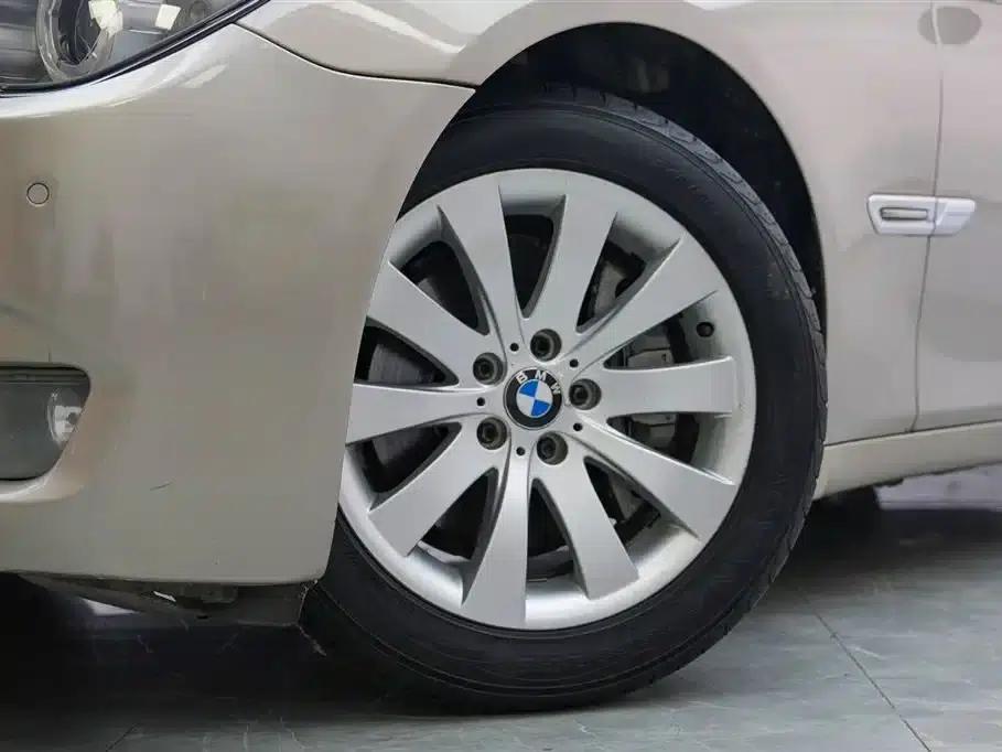 2011 BMW 7 Series 730Li Elegant Edition — миниатюра 3