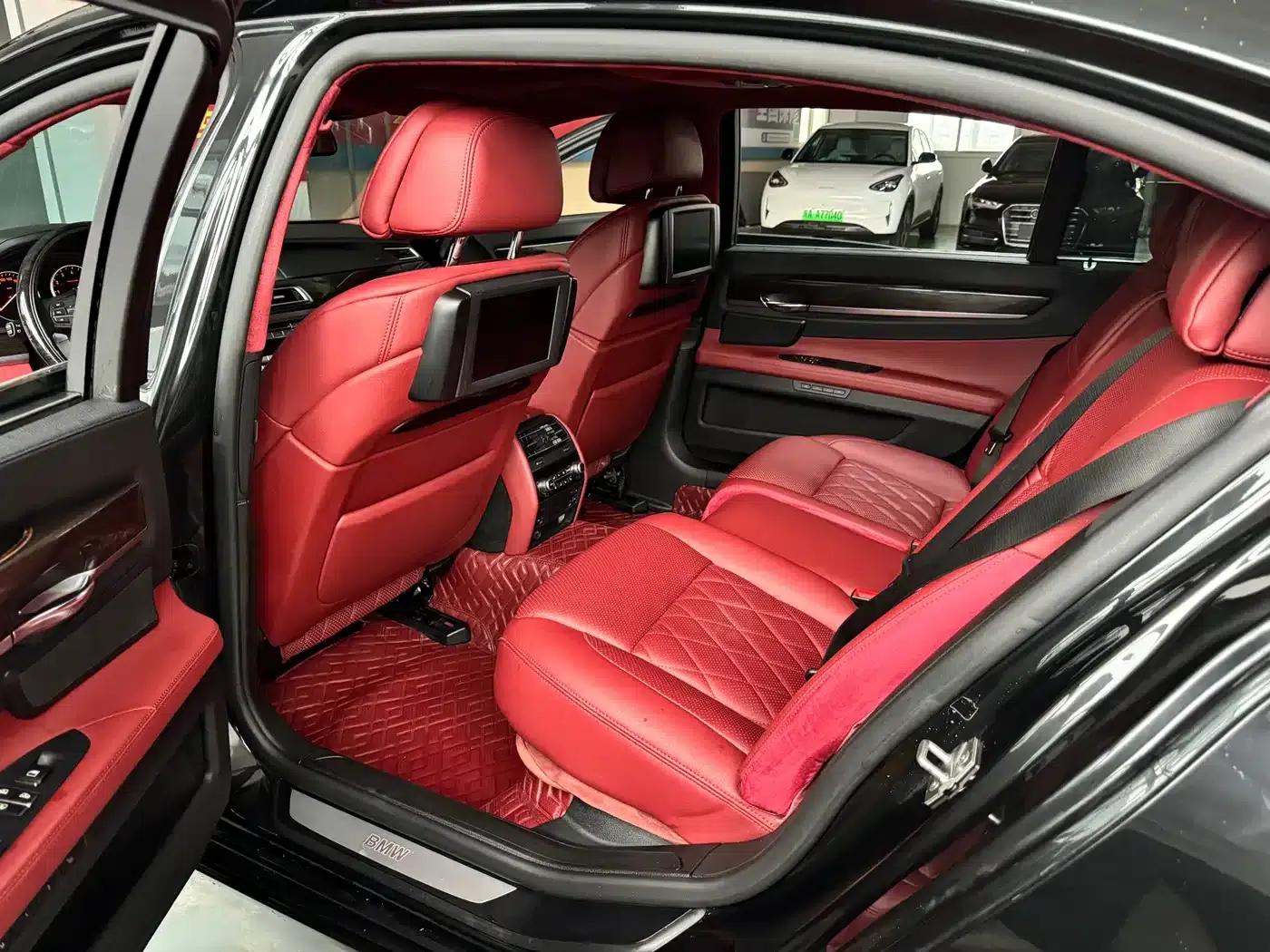 2011 BMW 7 Series 750Li xDrive — миниатюра 7