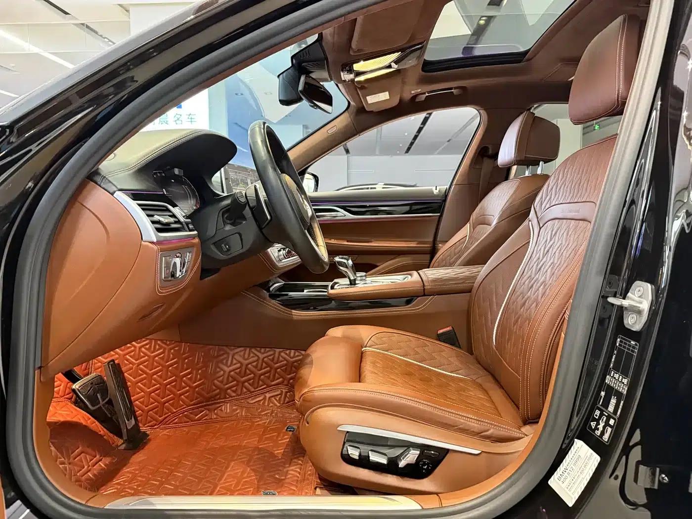2019 BMW 7 Series Facelift 740Li xDrive Executive M Sport Package — миниатюра 6