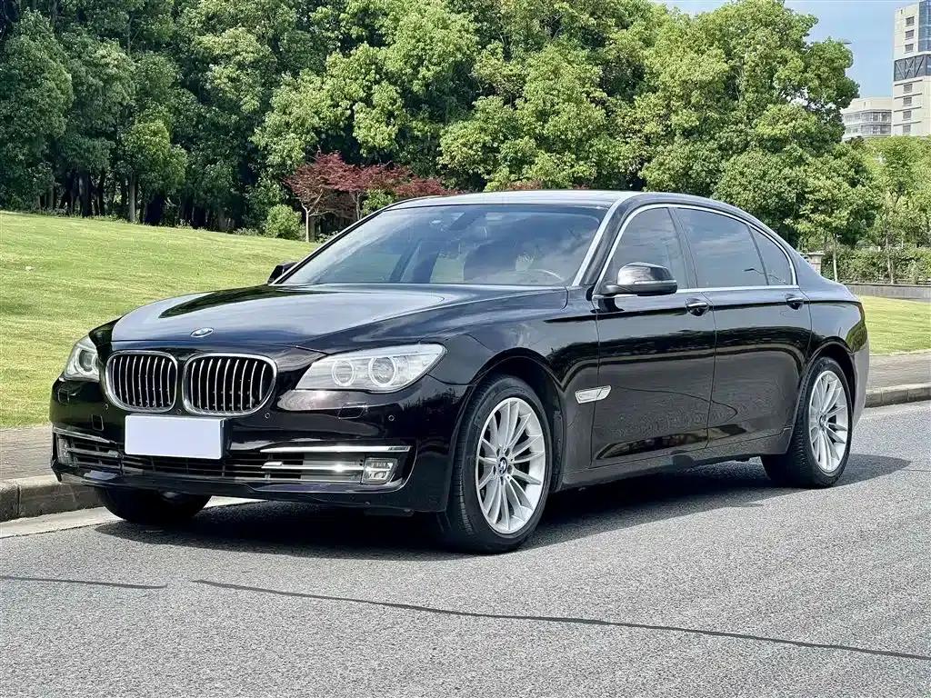 BMW 7 Series 2014 730Li Luxury Edition — миниатюра 1