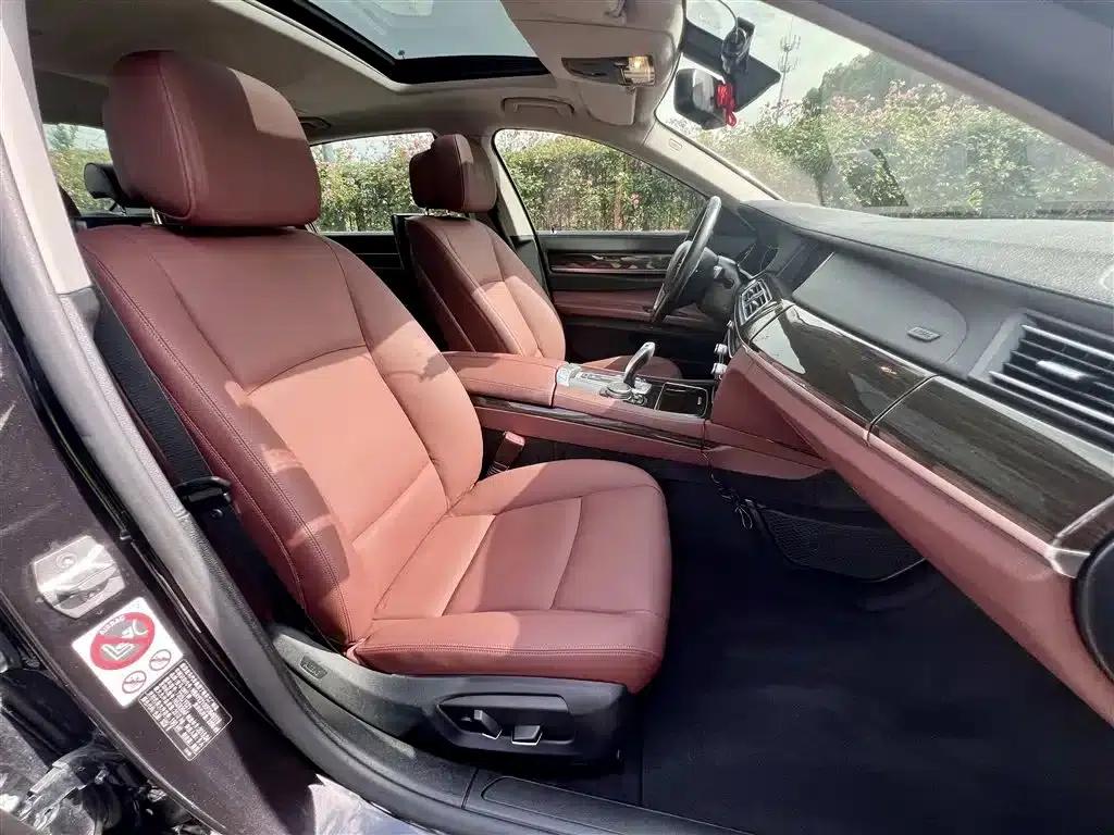BMW 7 Series 2014 730Li Luxury Edition — миниатюра 10