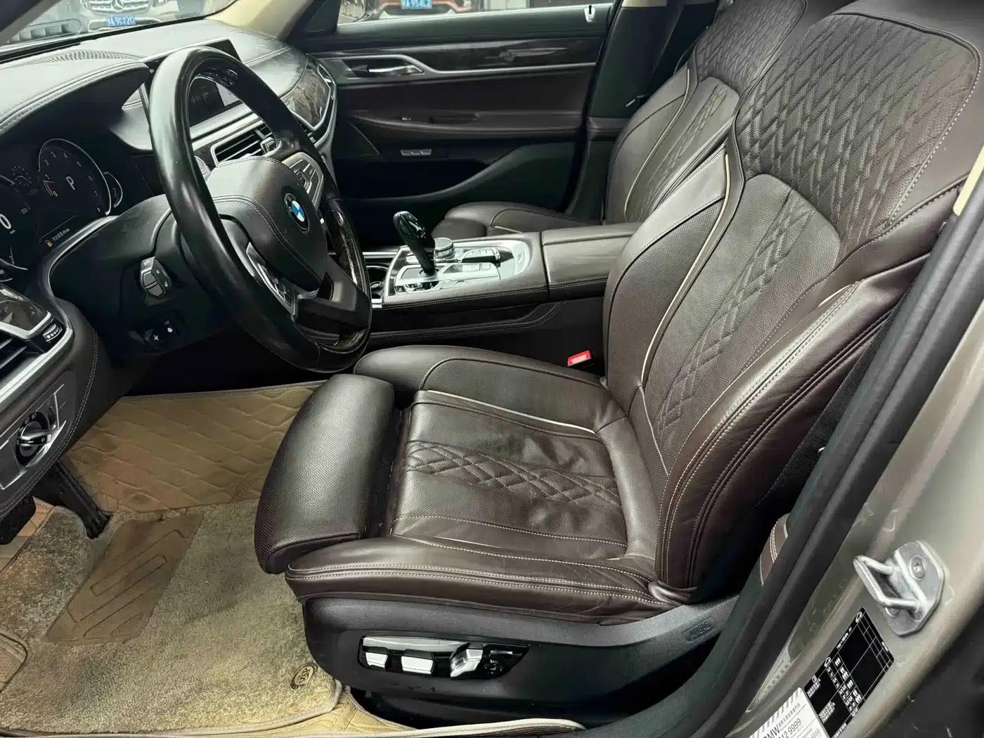 2017 BMW 7 Series 730Li Luxury — миниатюра 5