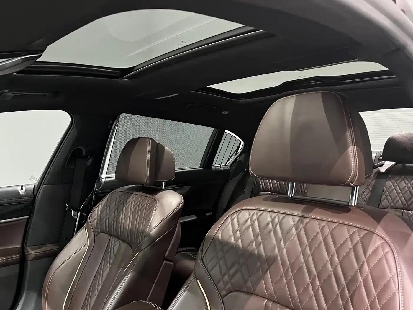 2021 BMW 7 Series 730Li M Sport Package — миниатюра 18