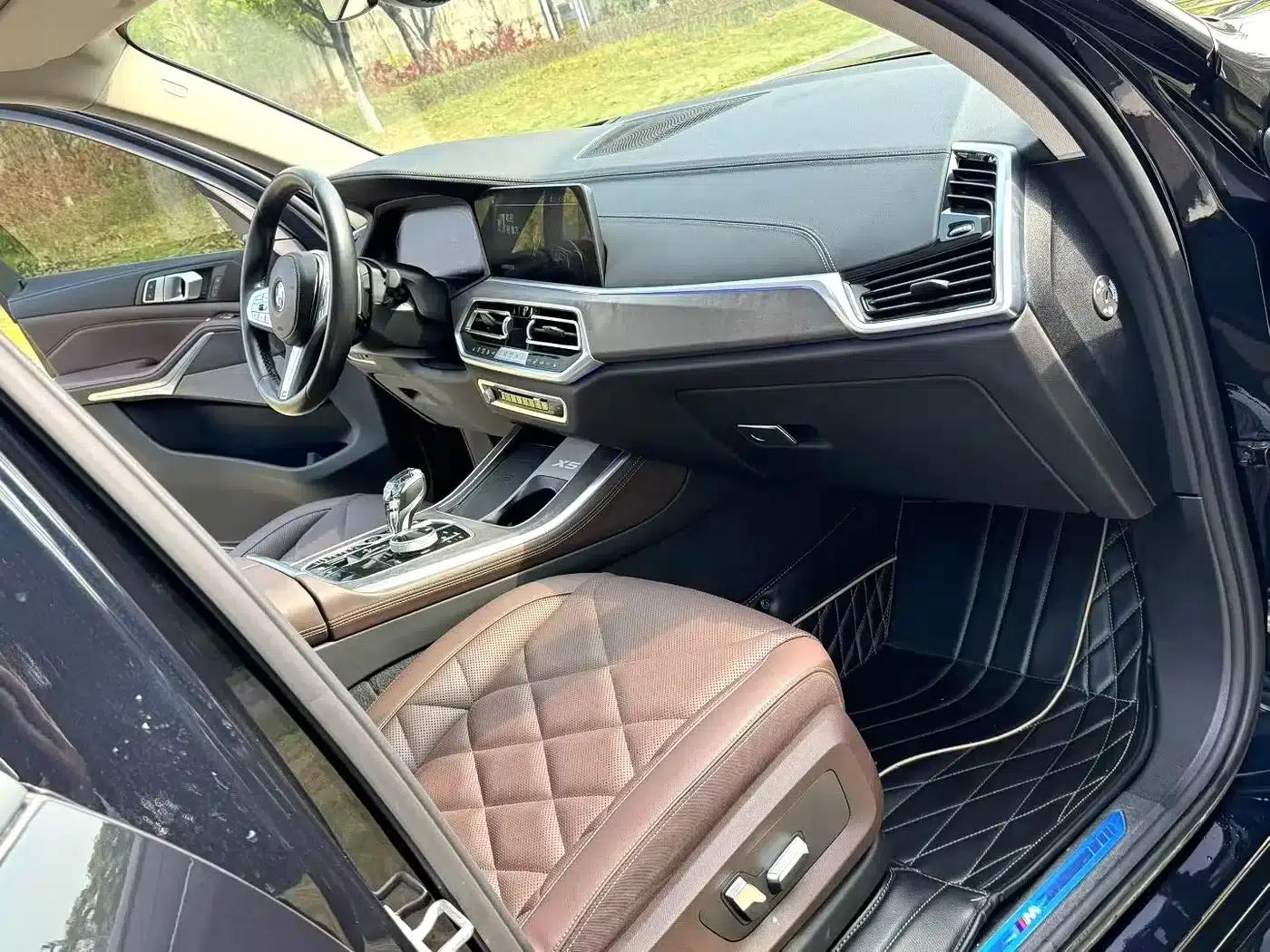 BMW X5 2022 xDrive 30Li Luxury M Sport Package — миниатюра 5