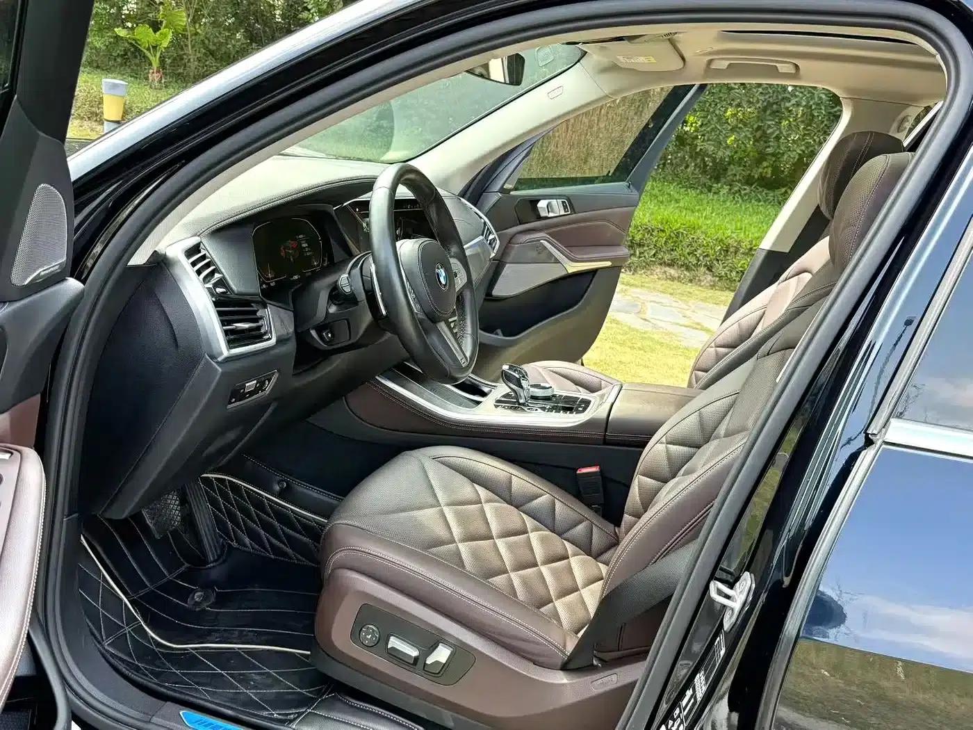 BMW X5 2022 xDrive 30Li Luxury M Sport Package — миниатюра 6