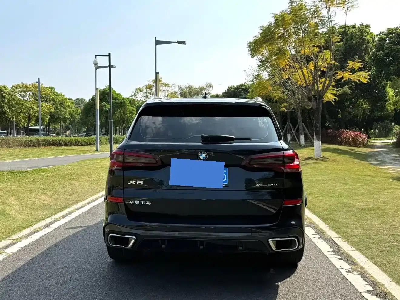 BMW X5 2022 xDrive 30Li Luxury M Sport Package — миниатюра 8