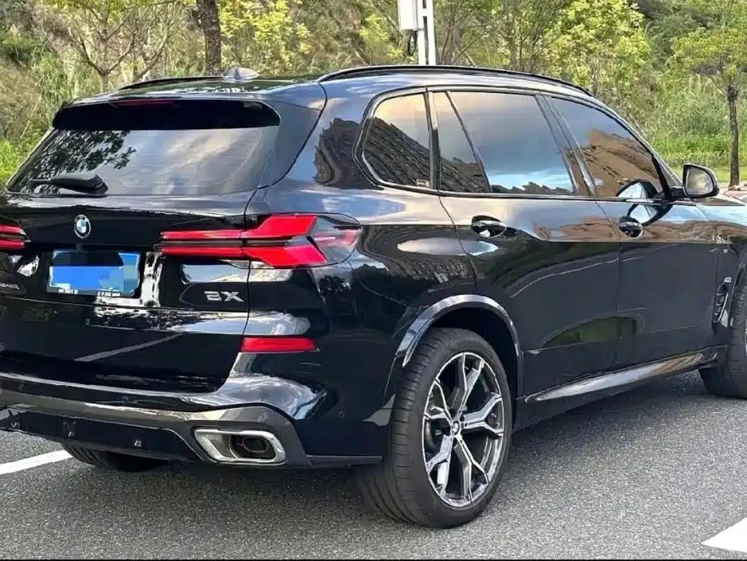 BMW X5 2023 xDrive 30Li Luxury M Sport Package — миниатюра 8