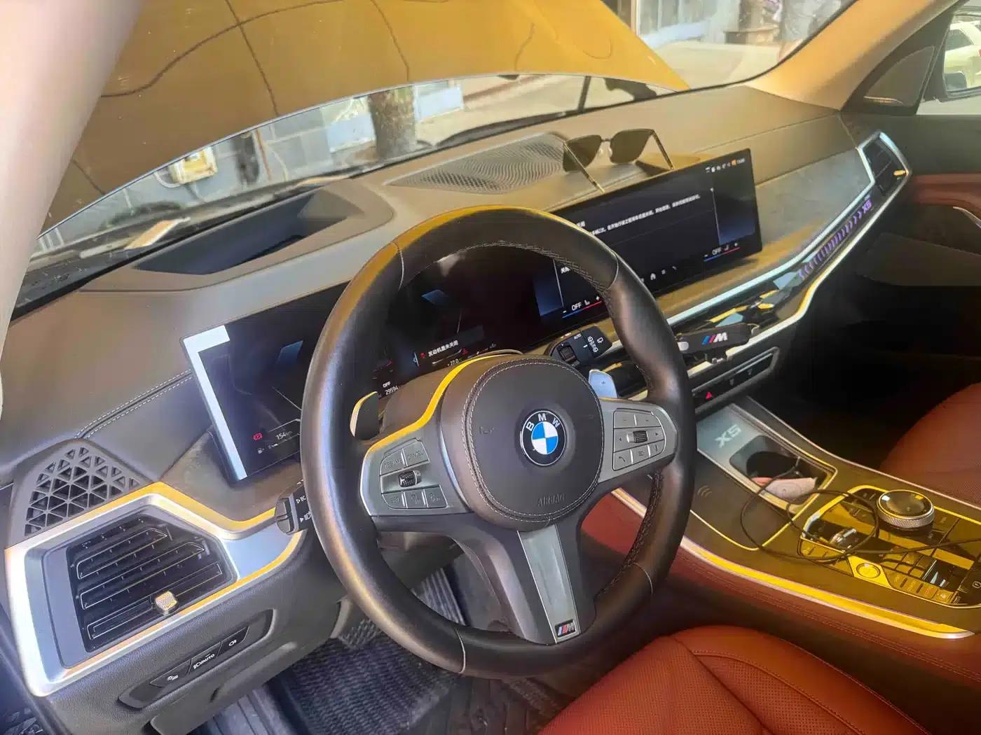 BMW X5 2023 xDrive 30Li M Sport Shadow Edition — миниатюра 2