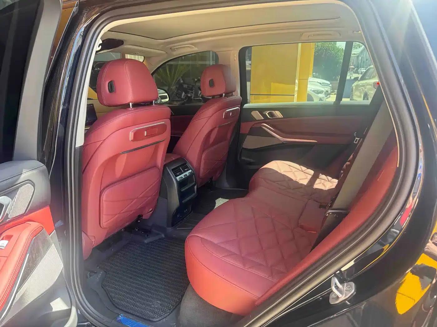BMW X5 2023 xDrive 30Li M Sport Shadow Edition — миниатюра 3