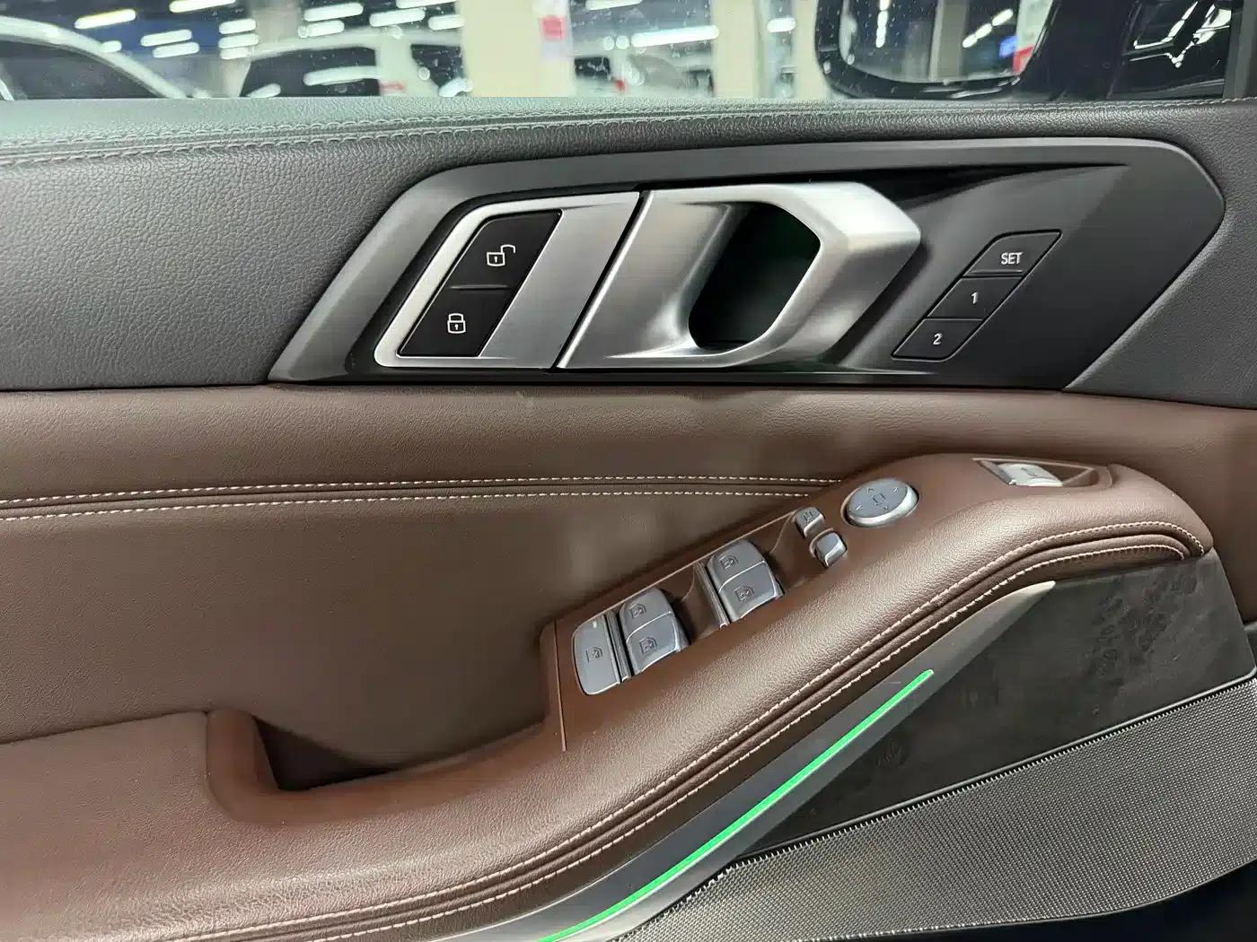BMW X5 2022 xDrive 30Li Luxury M Sport Package — миниатюра 17